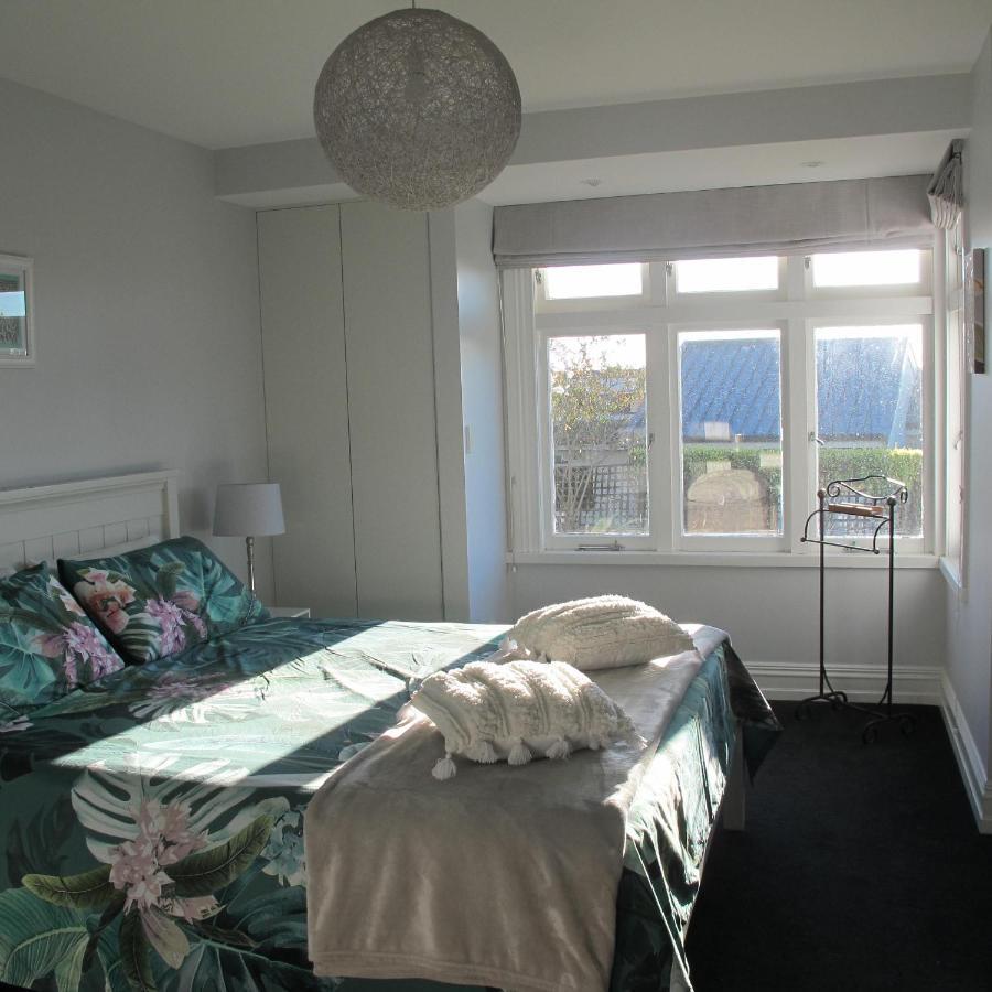 Bed and Breakfast Chez Tiaré - The Private Wing à Napier Extérieur photo